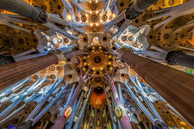 Sagrada Familia & Montserrat Private Tour With Hotel Pick-Up - Tour Experiences