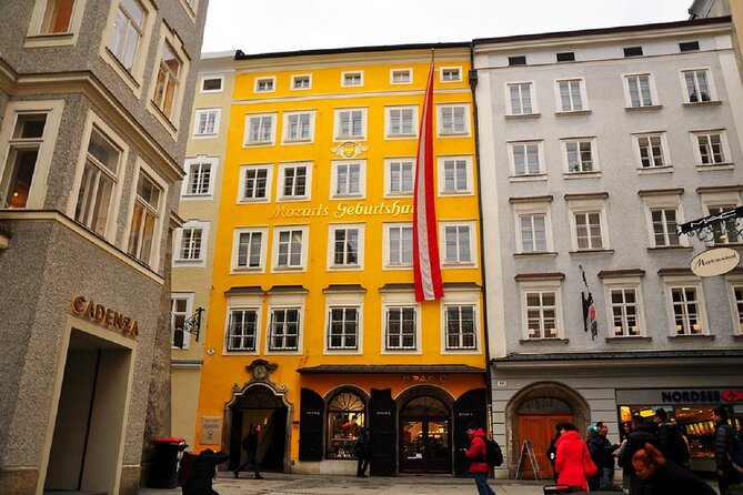 Salzburg Old Town Highlights Private Walking Tour - Tour Highlights and Experience