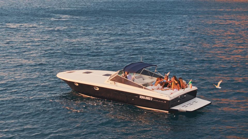 Sorrento Sunset Private Boat Tour - Free Bar and Apetizer - Tour Description