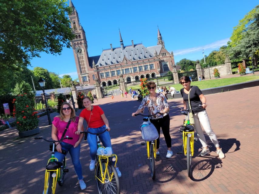 The Hague: Guided Bike Tour - Participant Requirements