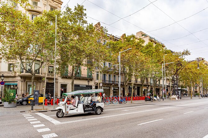 Welcome Tour to Barcelona in Private Eco Tuk Tuk - Customer Reviews