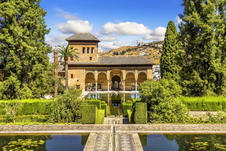 Alhambras Gardens: Generalife, Partal, Alcazaba, & Carlos V - Customer Reviews