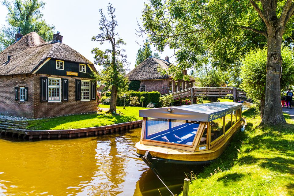 Amsterdam: Giethoorn Day Trip With Boat Tour - Directions