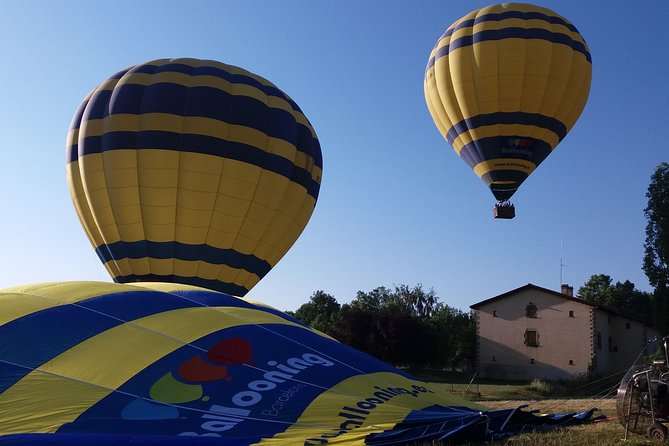 Balloon Ride Over Catalonia With Optional Pick-Up From Barcelona - Common questions