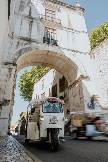 Discover Lisbon 4h Tuk Tuk - General Information