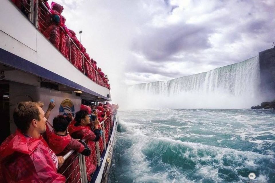 From Mississauga:Niagara Falls Day Tours With Boat and Lunch - Meeting Point