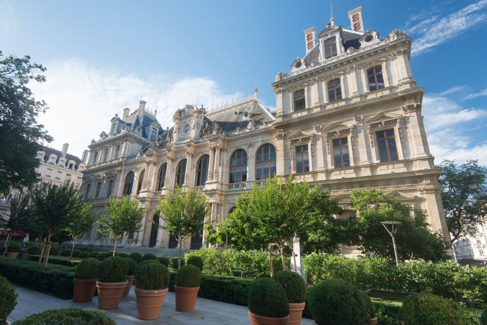 Historical and Naughty Tour of Lyon in French - What to Expect From Tour