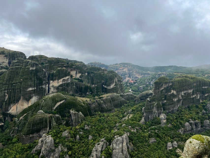 Kalambaka: Meteora Private Guided Tour With Local Guide - Important Information