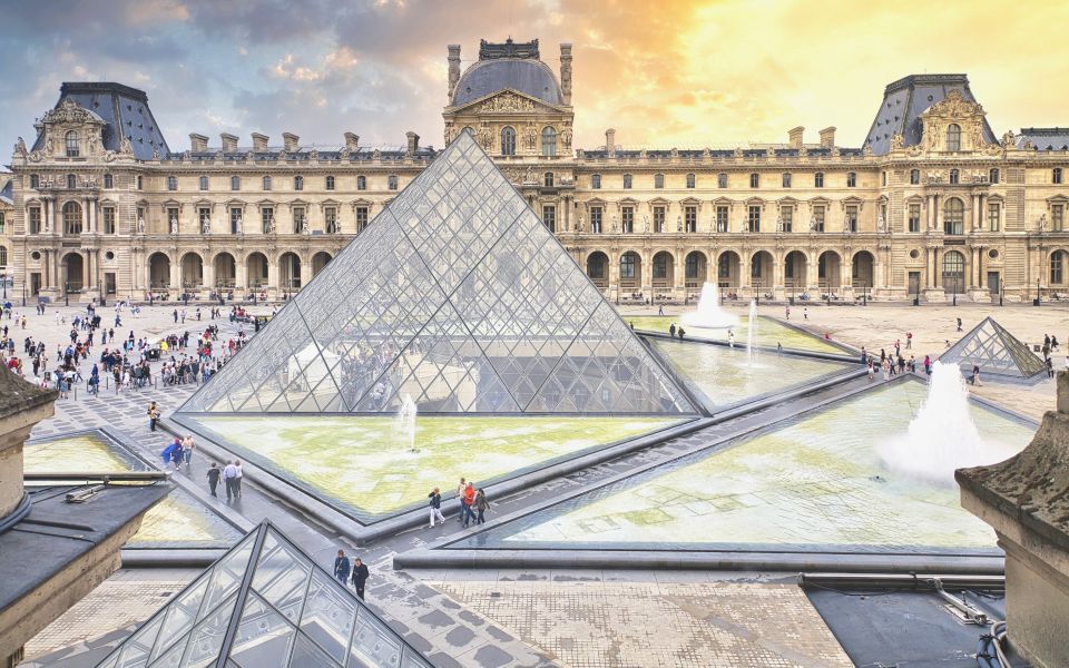 Louvre Museum Guided Tour (Timed Entry Included!) - Louvres Evolution: Fortress to Palace
