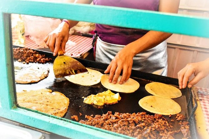 Mexico City Vegan & Vegetarian Street Food Adventure - Culinary Experience Features