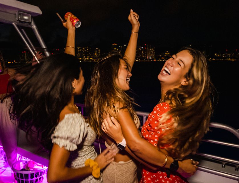 Oahu: Premium Waikiki Sunset Party Cruise With Live DJ - Onboard Experience
