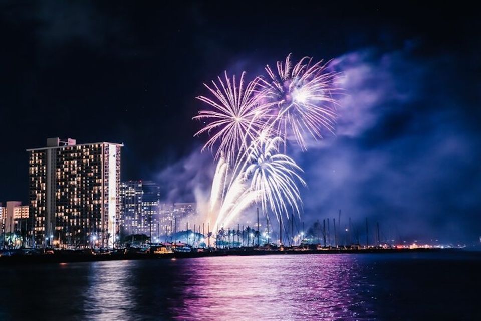 Oahu: Waikiki Fireworks Sail - Tips for a Memorable Experience