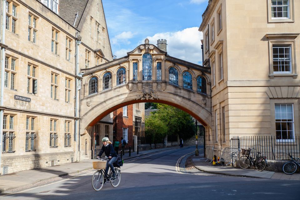 Oxford: University Walking Tour With Christ Church Visit - Directions and Meeting Point