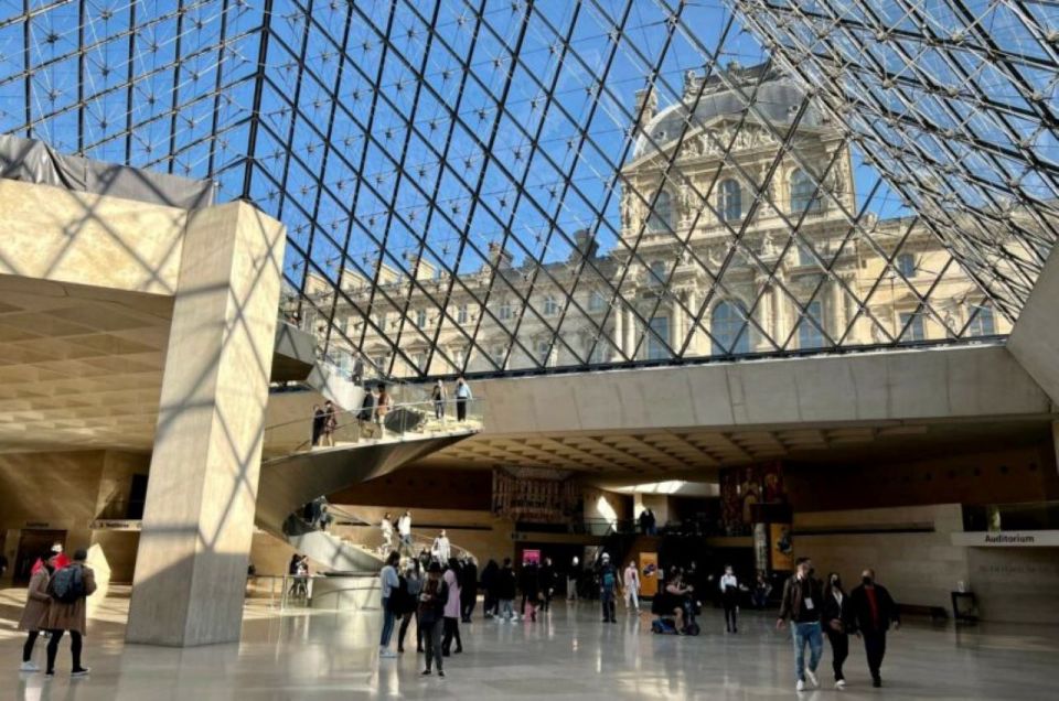 Paris: Louvre Highlights Semi-Private Tour, Max 6 People - Common questions