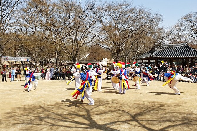 Private Tour : Royal Palace & Traditional Villages Wearing Hanbok - Lunch and Local Cuisine Experience