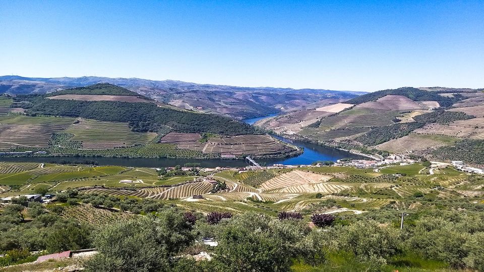 Private Tour to Stunning Douro Valley and Renowned Wineries - Directions