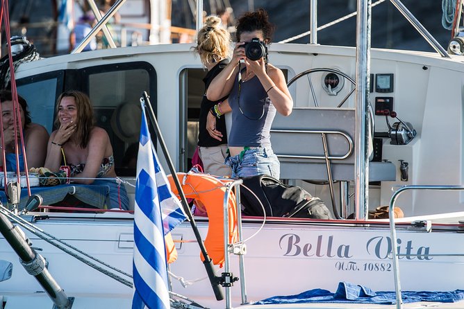 Santorini Caldera Blue Cruise With BBQ on Board and Drinks - Customer Satisfaction