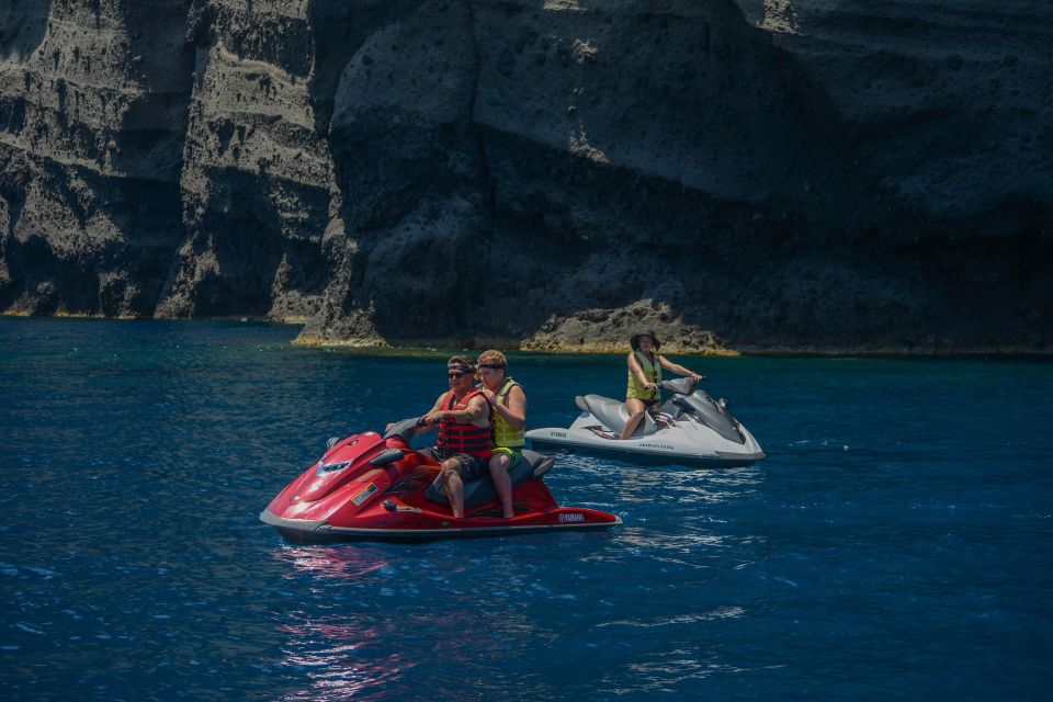 Santorini:Volcanic Beaches Cruise With Jet Ski - Meeting Point Instructions