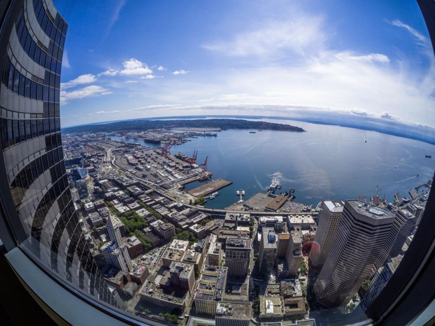 Seattle Sights: From Skyline Peaks to Aged Alleys - Seattles Best-Kept Secrets and Landmarks