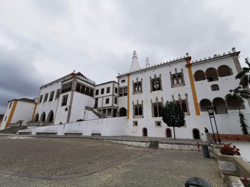 Sintra Cascais Wth Pena Palace & Moorish Castle Private Tour - Important Information