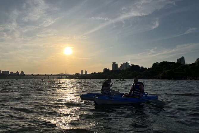 Stand Up Paddle Board (SUP) and Kayak Activities in Han River - Getting Ready for Adventure