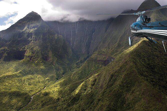 Ultimate Kauai Helicopter Adventure - Viator Experience and Recommendations