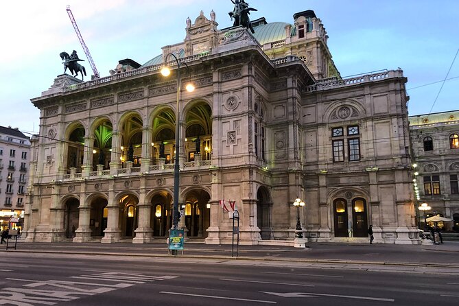 Vienna Self-Guided Walking Tour and Scavenger Hunt - Navigation Directions
