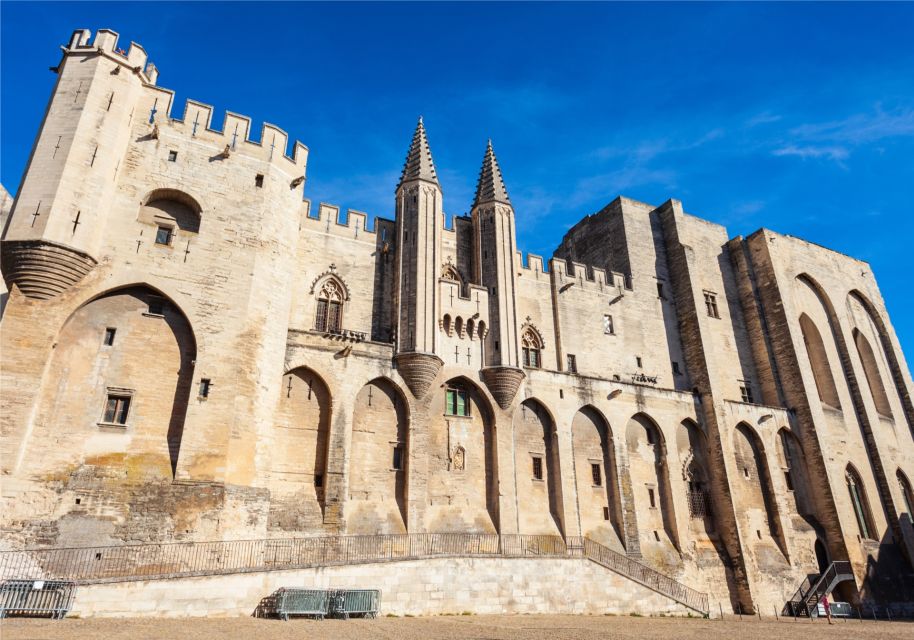 Avignon Scavenger Hunt and Sights Self-Guided Tour - What to Expect in Avignon