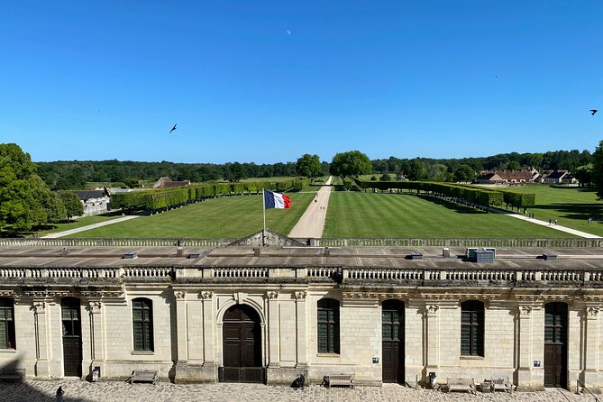 Chambord, Chenonceau, Da Vinci Castle Small Group Trip From Paris - Traveler Resources