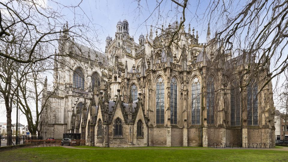 Den Bosch: Walking Tour With Audio Guide on App - Common questions