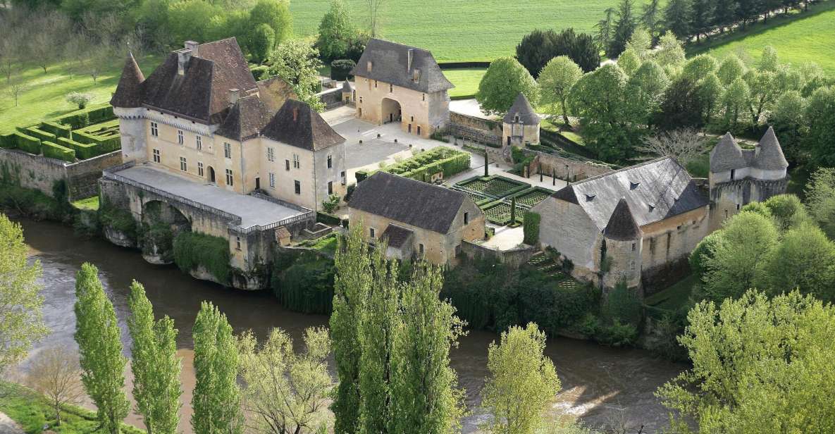 Dordogne: Visit to the Château De Losse and Its Gardens - Access and Parking Details