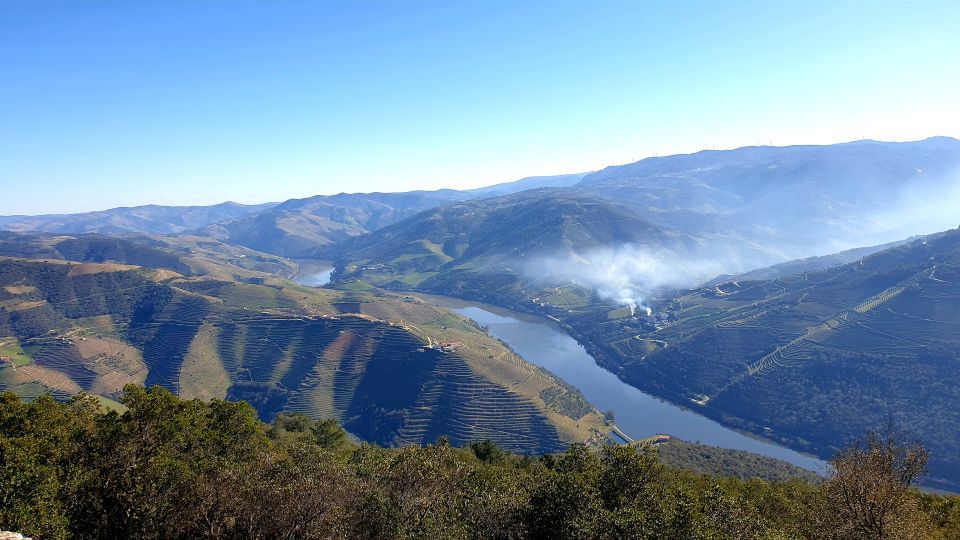 Douro Valley Tour Wines and Breathtaking Views - Common questions