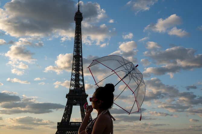Eiffel Tower Express Private Photo Session - Weather Considerations