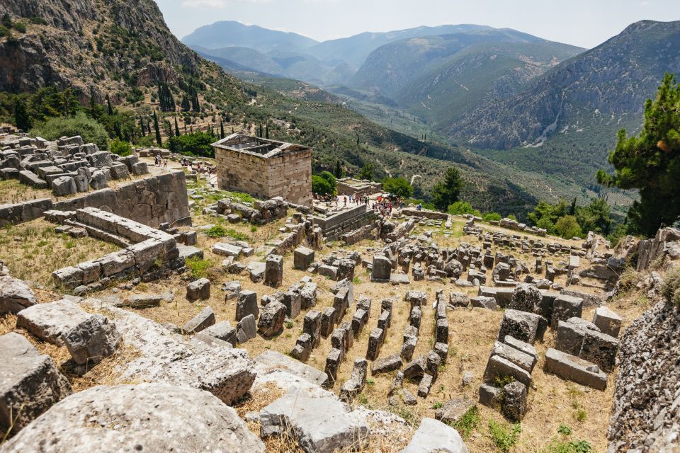 From Athens: Delphi and Meteora 2-Day Guided Tour - Customer Reviews and Experiences