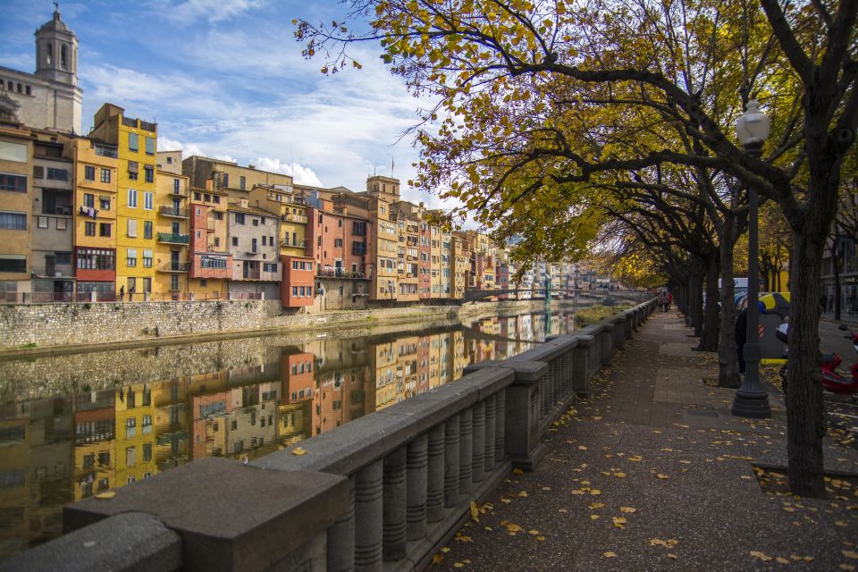 From Barcelona: Castles and Girona City Day Tour With Lunch - Inclusions Provided