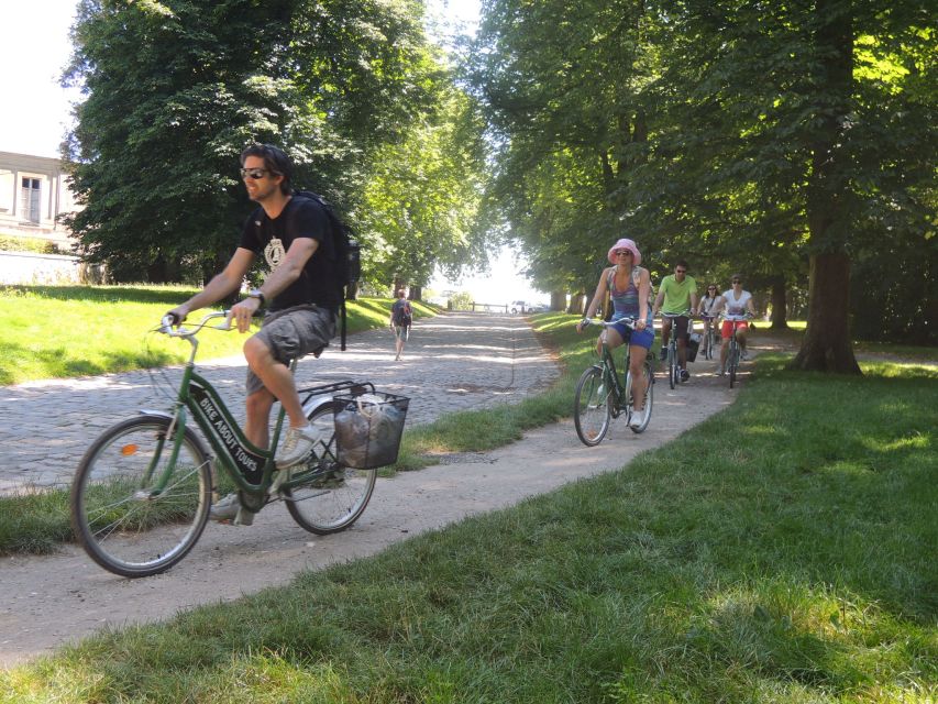 From Paris: Bike Tour to Versailles With Timed Palace Entry - Tour Schedule