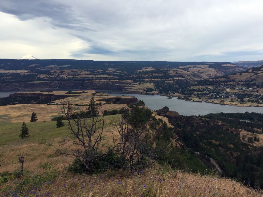 From Portland: Columbia Gorge Hike and Winery Lunch - Tour Guide Details