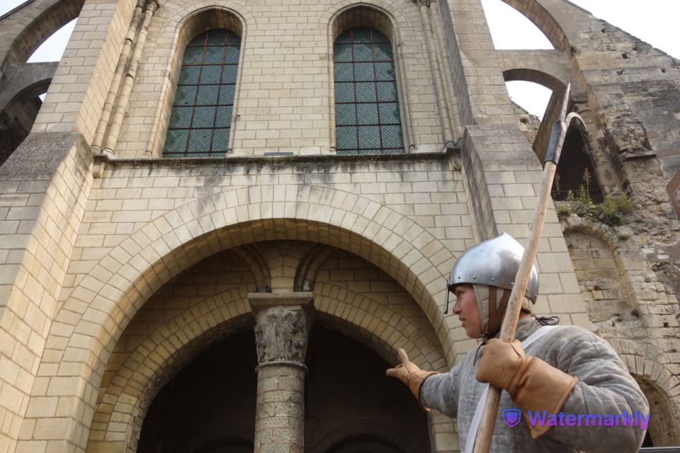 Immersive Guided Tour of Tours in the 13TH Century. - Essential Tour Information