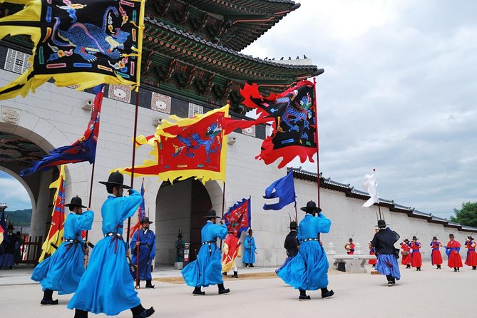 Korean Palace and Temple Tour in Seoul: Gyeongbokgung Palace and Jogyesa Temple - Booking and Pricing Information
