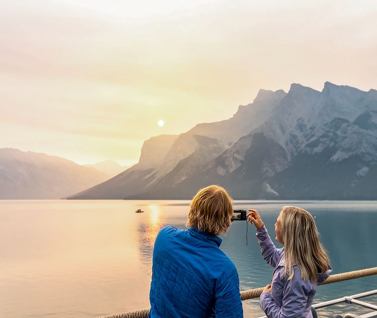 Lake Louise: Open-Top Shuttle to Moraine and Lake Louise - Directions