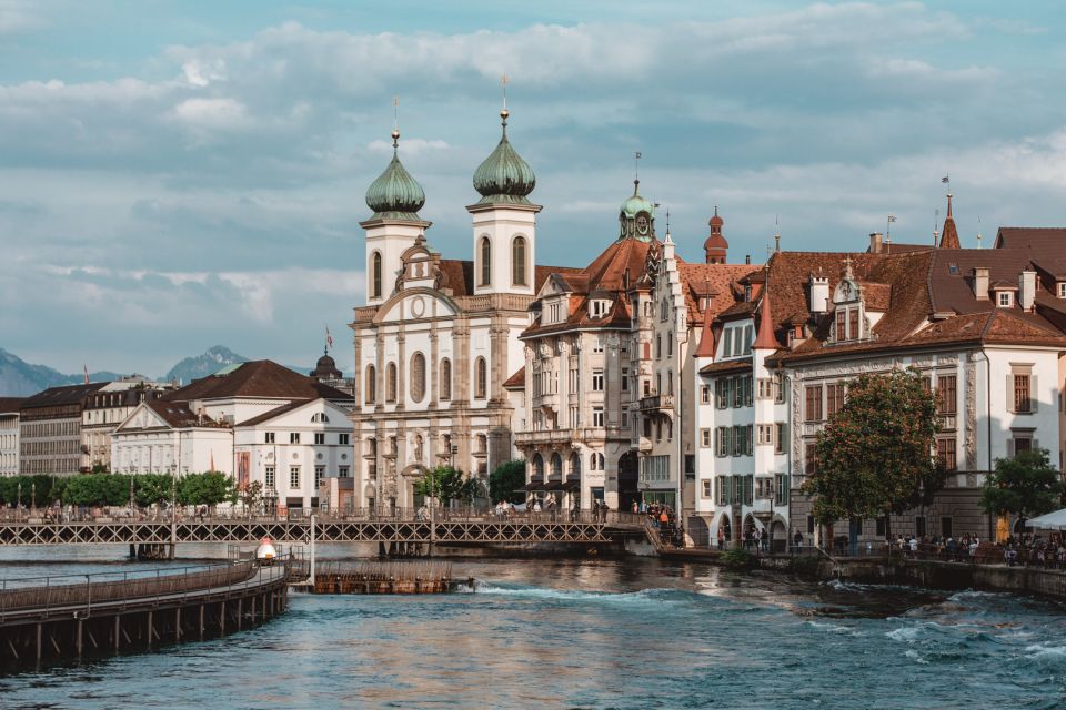 Lucerne: Guided Walking Tour With an Official Guide - Meeting Point and Accessibility