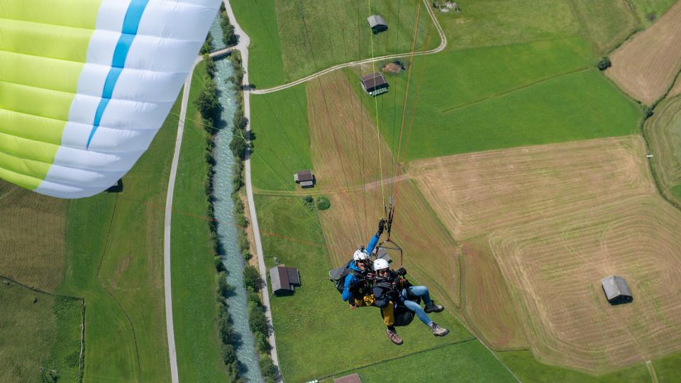Neustift in Stubai Valley: Tandem Paragliding - Directions for Tandem Paragliding