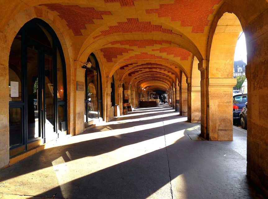 Paris: Place Des Vosges & Hugo Museum In-App Audio Tour (En) - Download and Access