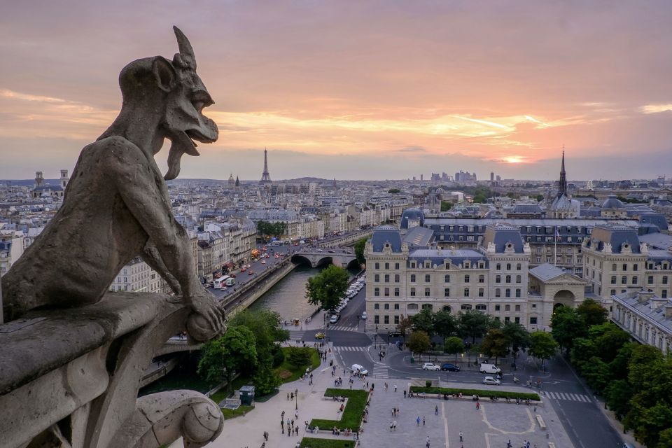 Paris: Private Walking Tour With a Licensed Local Guide - Highlights of the Tour