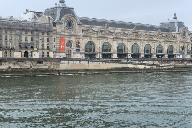 Paris: Welcome Walking Tour With a Seine River Cruise - Common questions