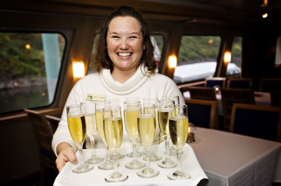 Portland: Champagne Brunch Cruise on Willamette River - Price