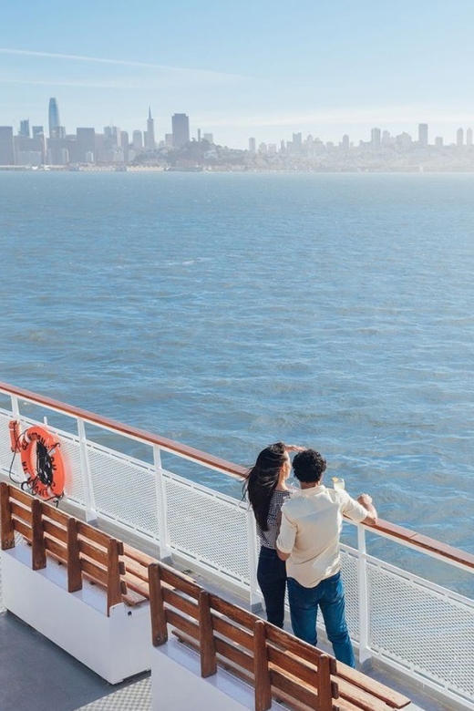 San Francisco: Christmas Eve Buffet Brunch or Dinner Cruise - How to Reserve