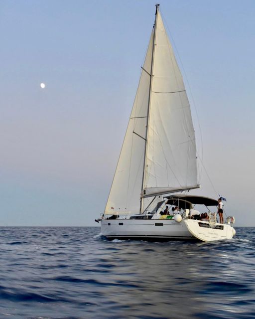 Santorini: 3-Day Oceanis 45 Yacht Charter With Crew - Crew and Services Provided
