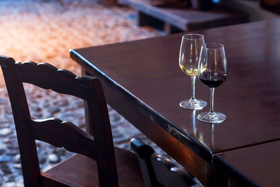 Santorini: Greek Food & Wine Tasting Tour - Travel Tips