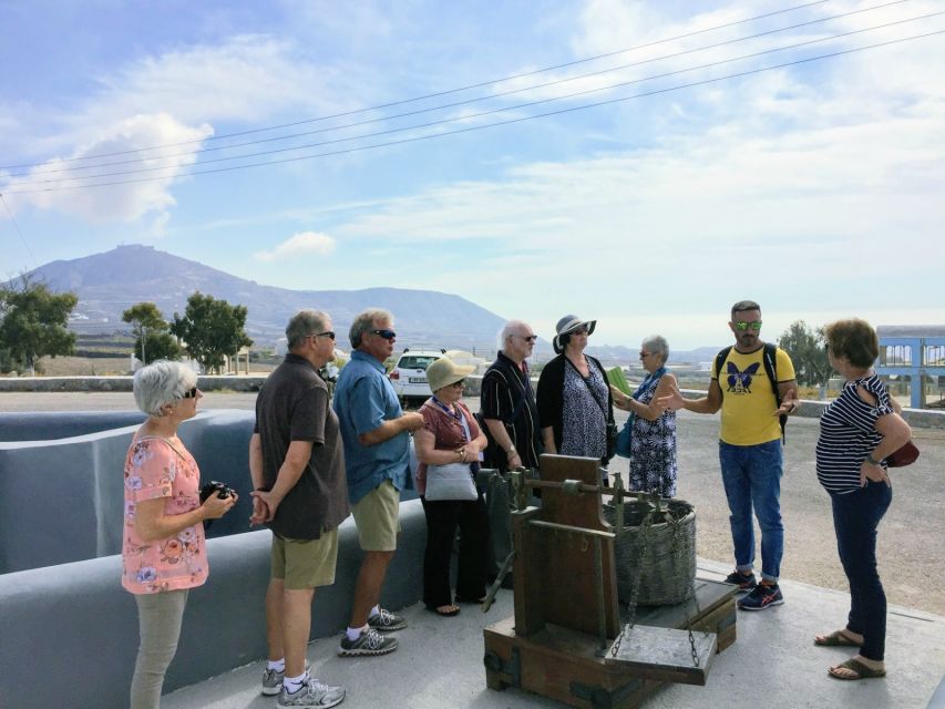 Santorini: Sightseeing Tour With Local Guide - Common questions